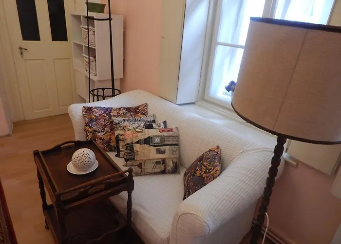 Apartment Miraculous